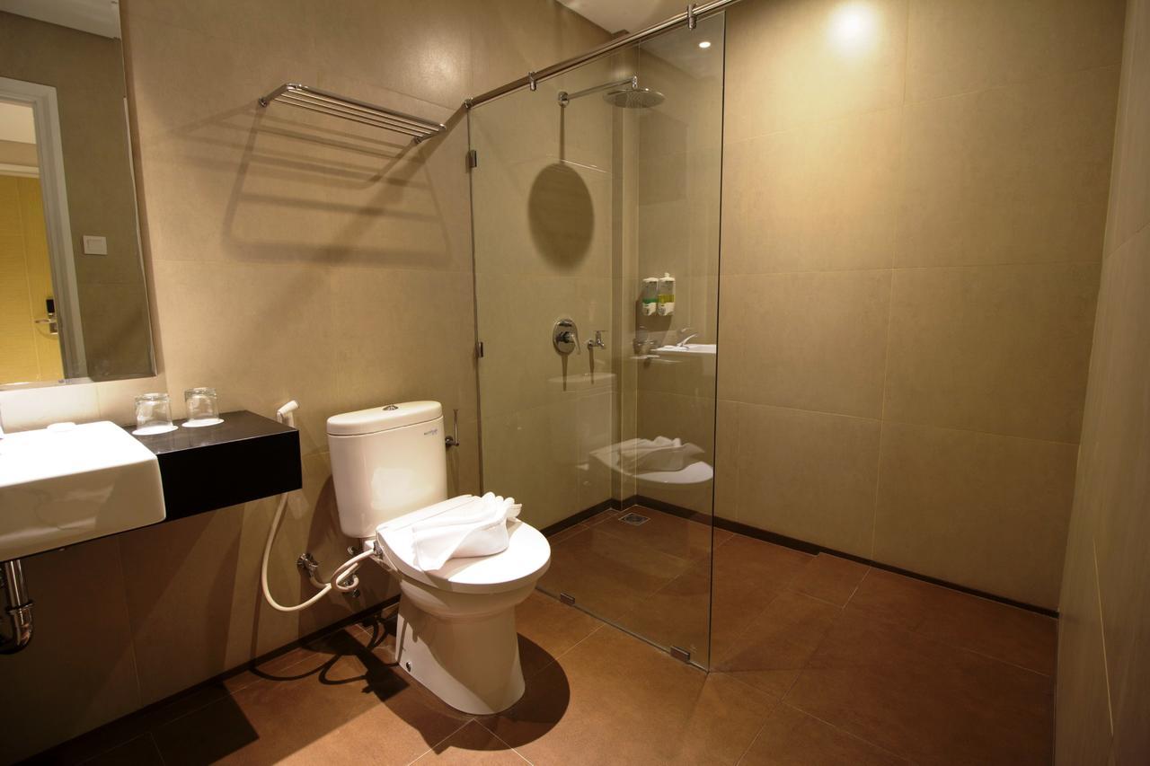 Vinotel Cirebon Kültér fotó