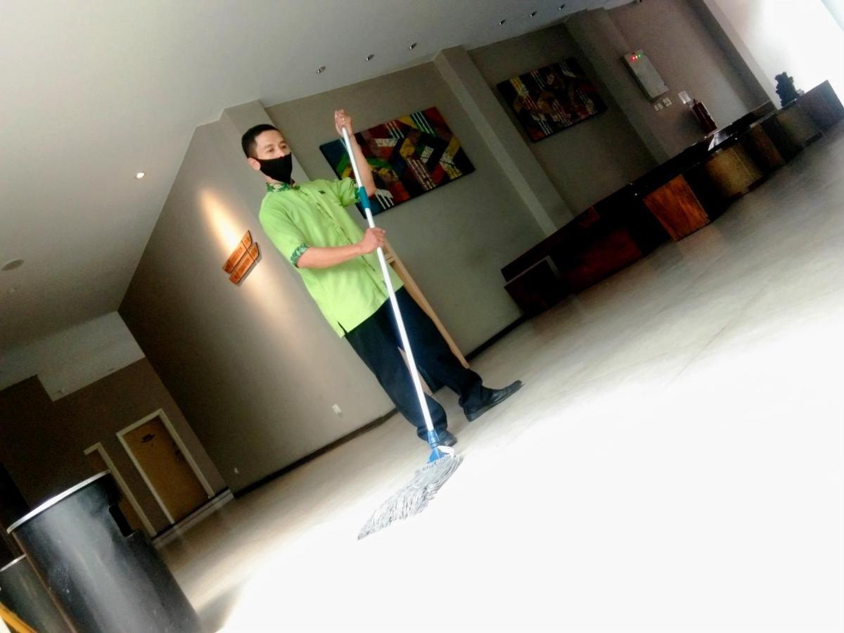 Vinotel Cirebon Kültér fotó